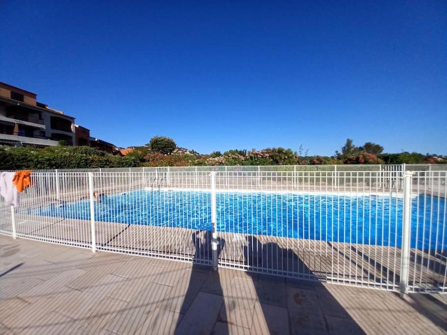 Studio Agay A 2 Pas Des Plages แซ็งต์-ราฟาเอล ภายนอก รูปภาพ