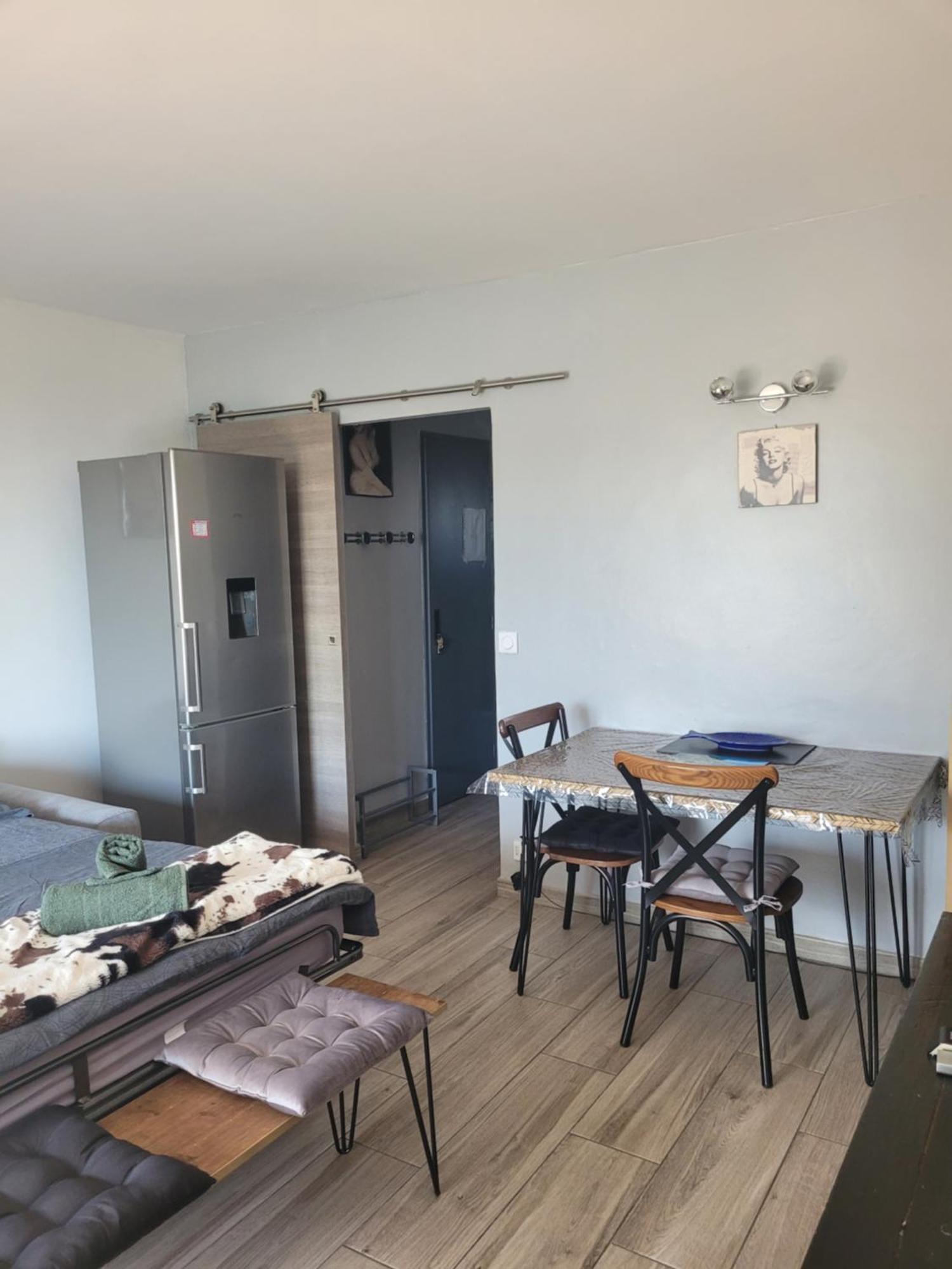 Studio Agay A 2 Pas Des Plages แซ็งต์-ราฟาเอล ภายนอก รูปภาพ